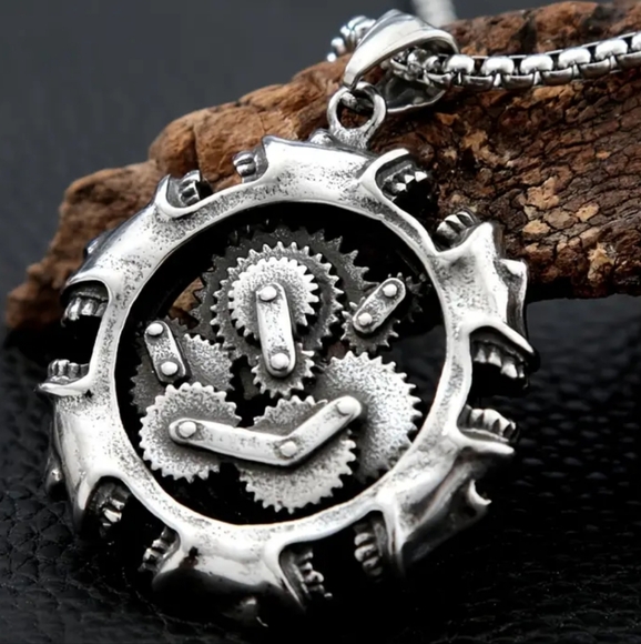 New! MEN'S Steampunk Goth Mechanical Skull Pendant Necklace. - Picture 2 of 7